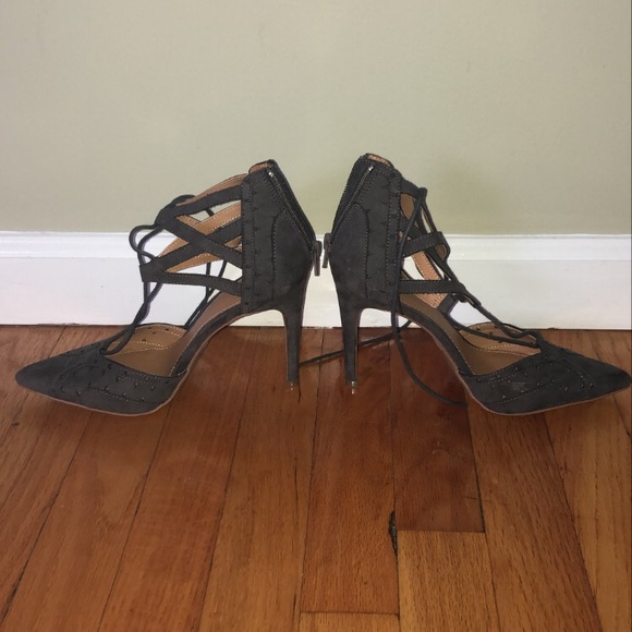 Pointed toe heels - Picture 4 of 4